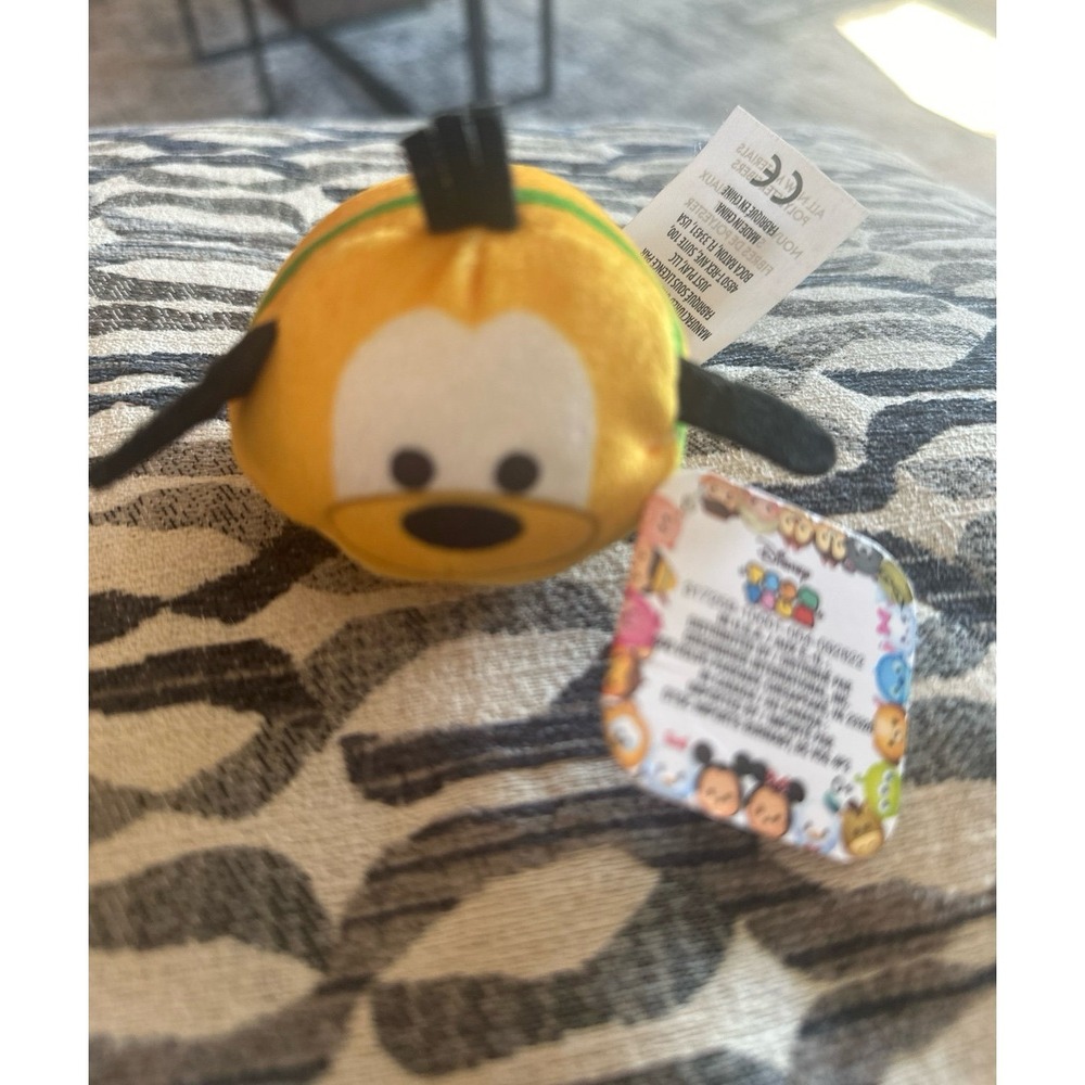 Disney Tsum Tsum Mini Plush: Pluto NWT